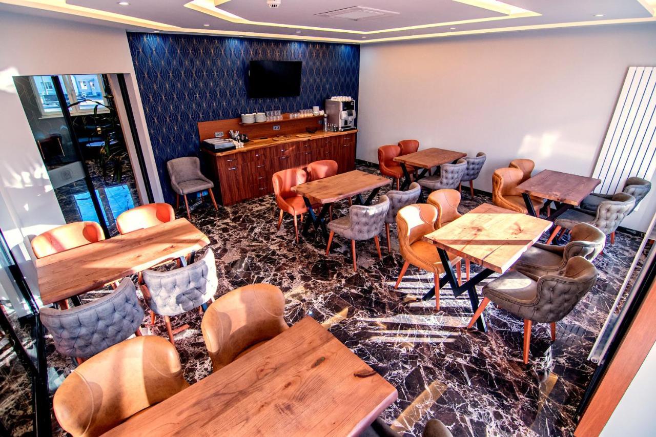Hotel Yaman Eberswalde-Finow Bagian luar foto
